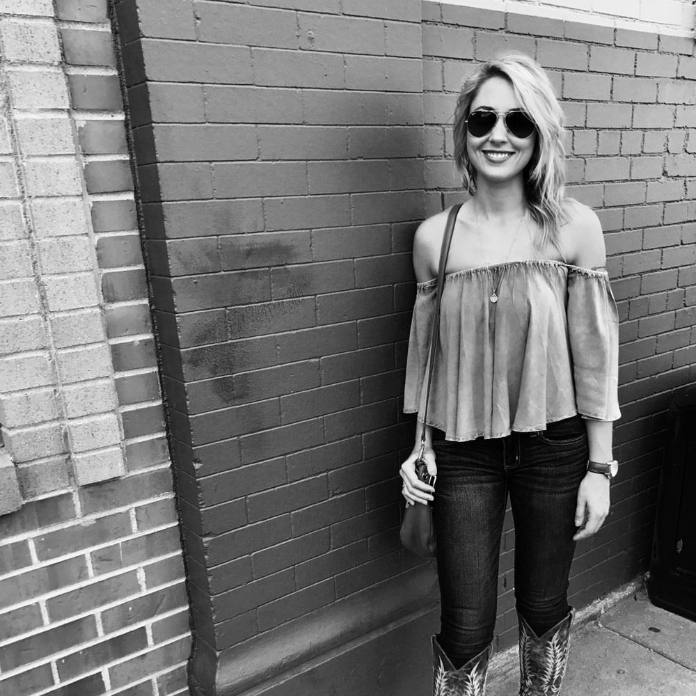 Meet your Posher, Camille